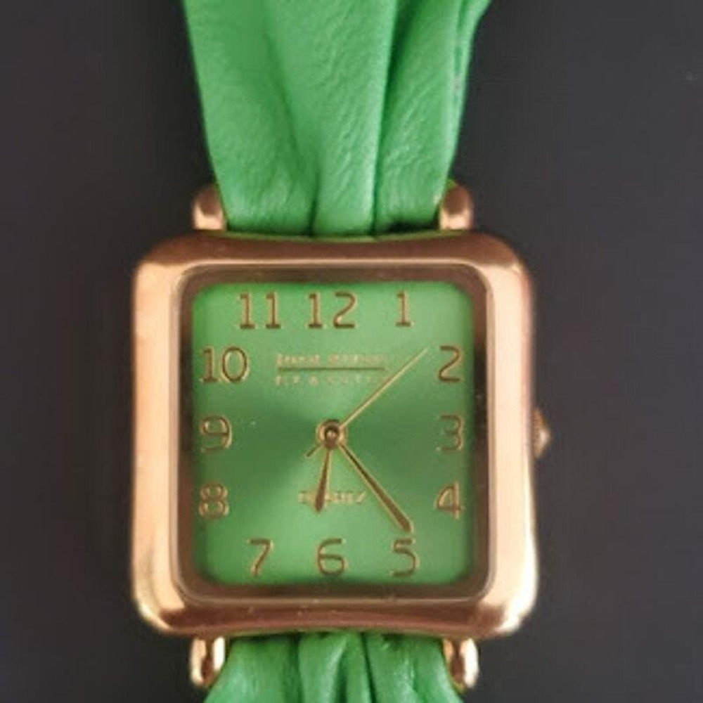Joan Rivers Classics Green Leather Band Square Gold Tone Quartz Watch Running - Picture 5 of 10